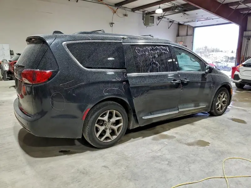 2017 CHRYSLER PACIFICA TOURING L  