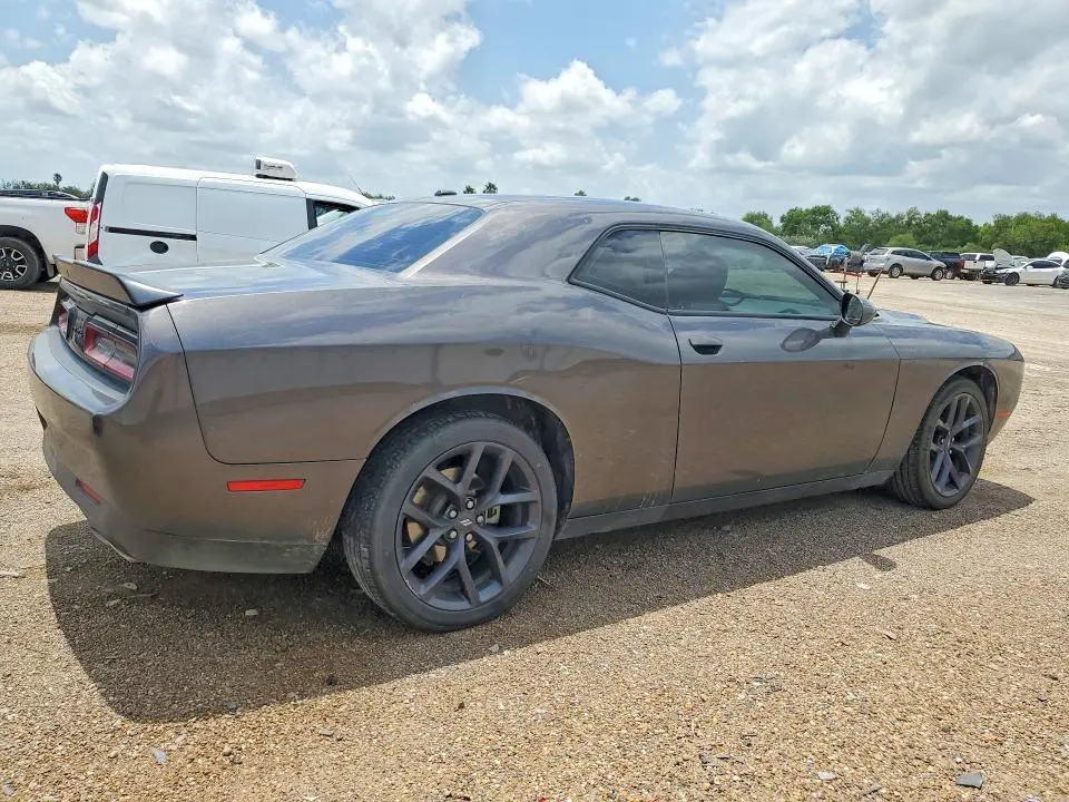 2021 DODGE CHALLENGER SXT  