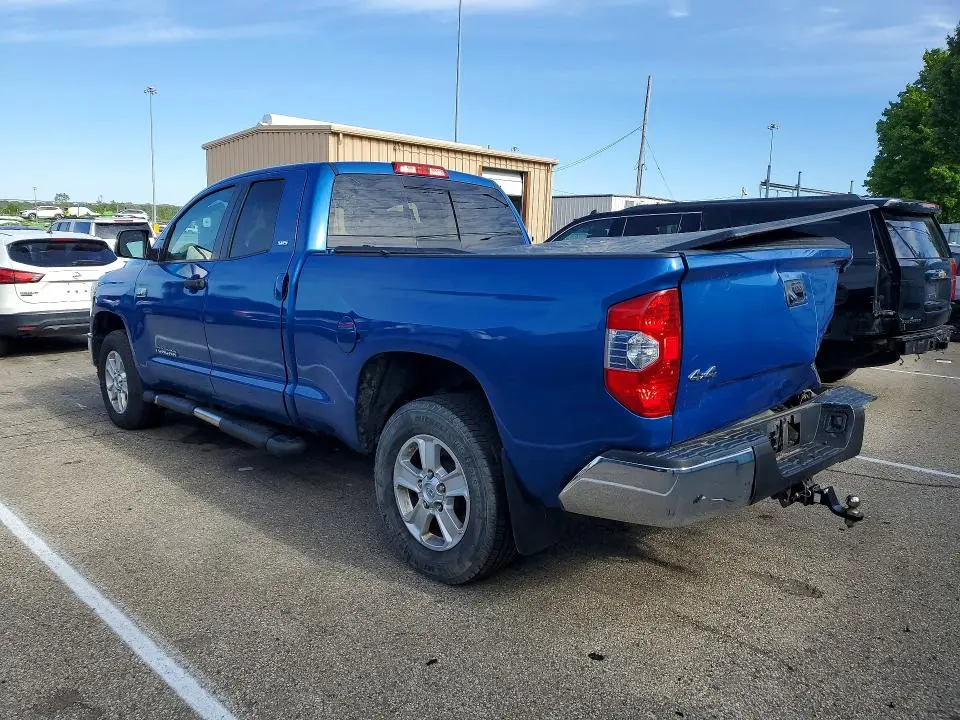 2016 TOYOTA TUNDRA SR5  