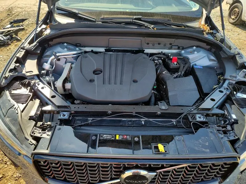 2024 VOLVO XC60 CORE  