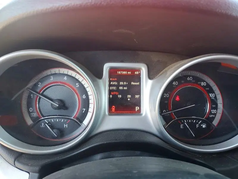 2020 DODGE JOURNEY SE  