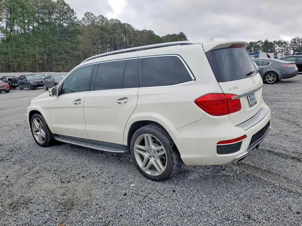 2015 MERCEDES-BENZ GL 550 4MATIC  