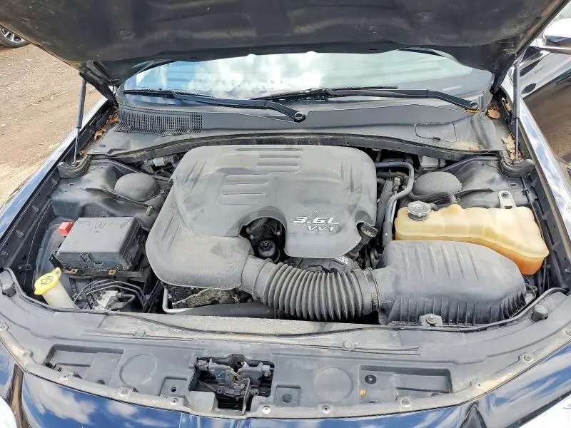 2016 CHRYSLER 300C   