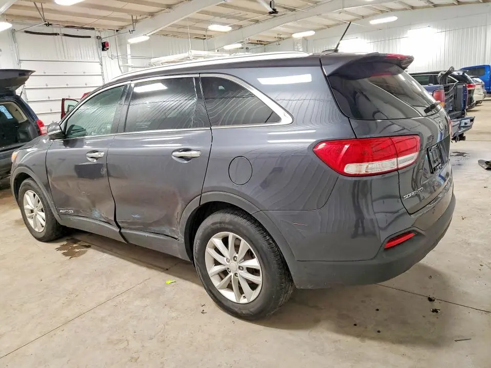 2018 KIA SORENTO LX  