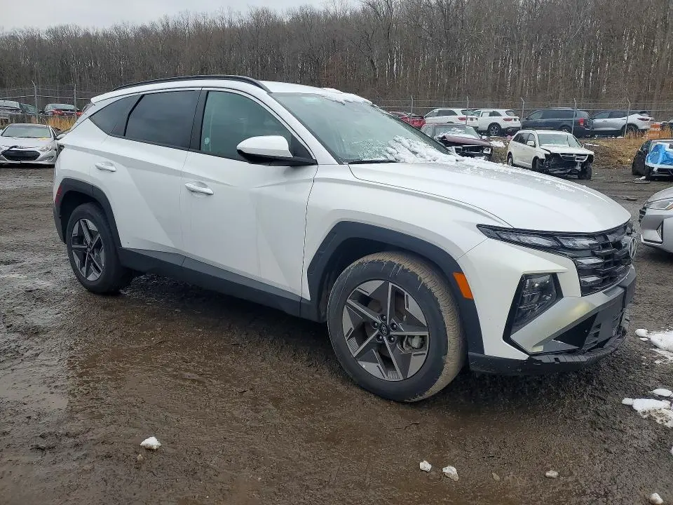 2025 HYUNDAI TUCSON SEL  