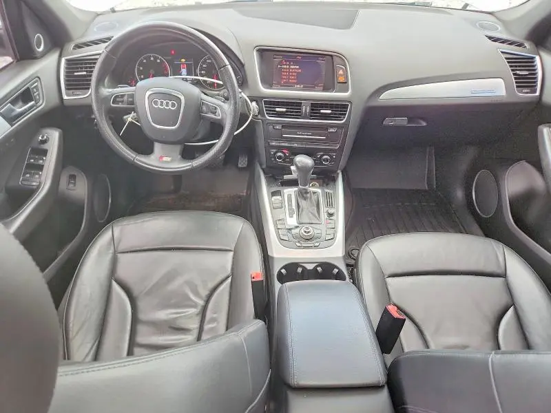 2010 AUDI Q5 PREMIUM PLUS  
