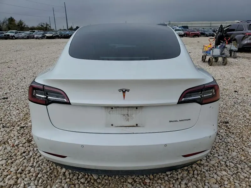 2018 TESLA MODEL 3   