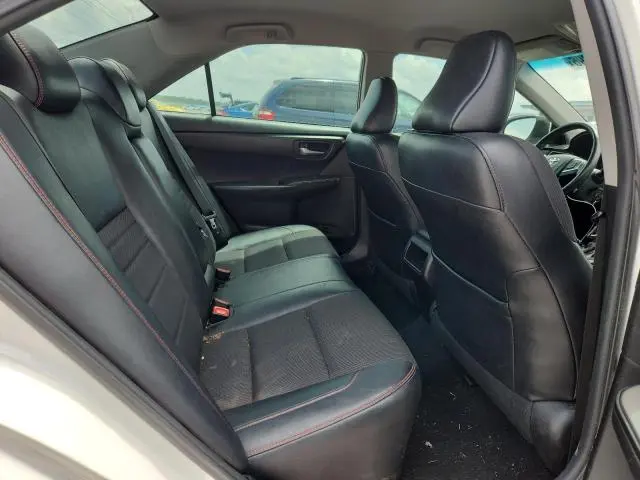 2017 TOYOTA CAMRY SE  