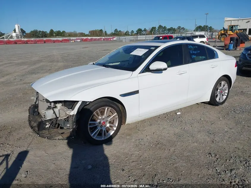 2018 JAGUAR XE 25T PREMIUM