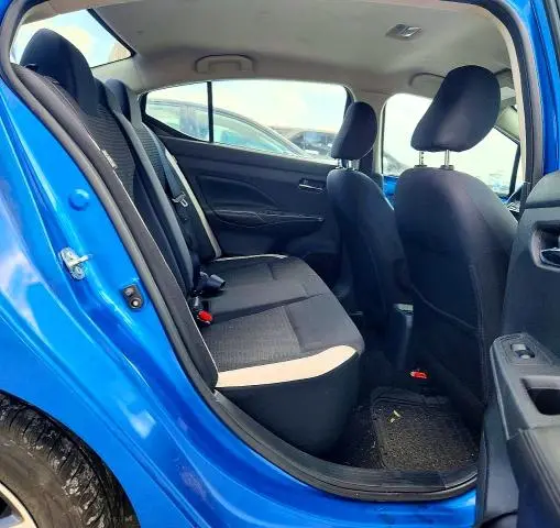 2020 NISSAN VERSA SV  