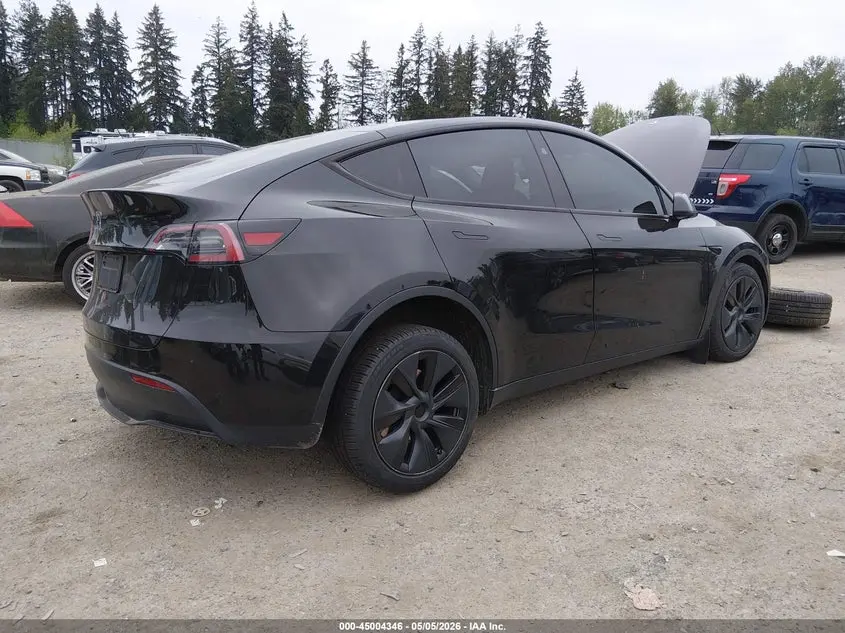 2024 TESLA MODEL Y LONG RANGE SINGLE MOTOR REAR-WHEEL DRIVE/RWD