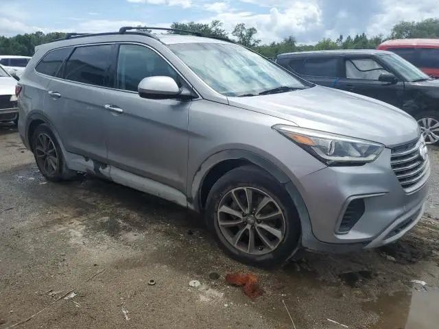 2018 HYUNDAI SANTA FE SE  