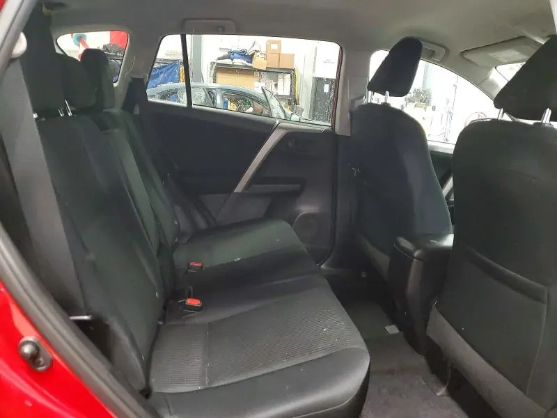 2016 TOYOTA RAV4 LE  