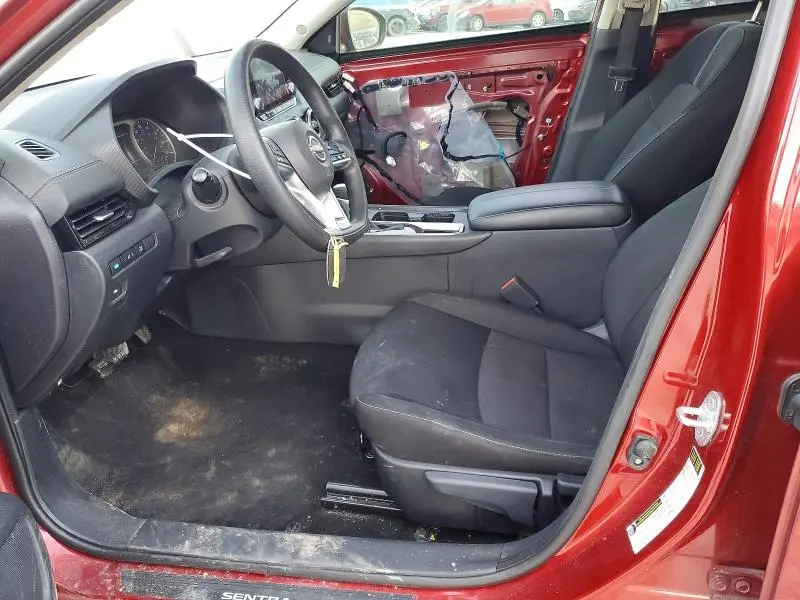 2025 NISSAN SENTRA SV  