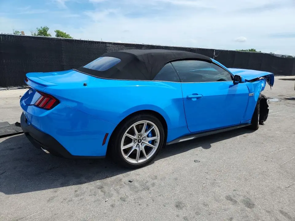 2024 FORD MUSTANG GT  