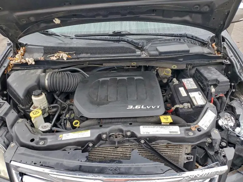 2011 CHRYSLER TOWN & COUNTRY TOURING L  