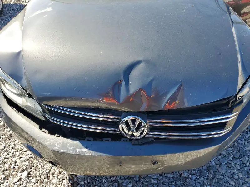 2016 VOLKSWAGEN TIGUAN S  