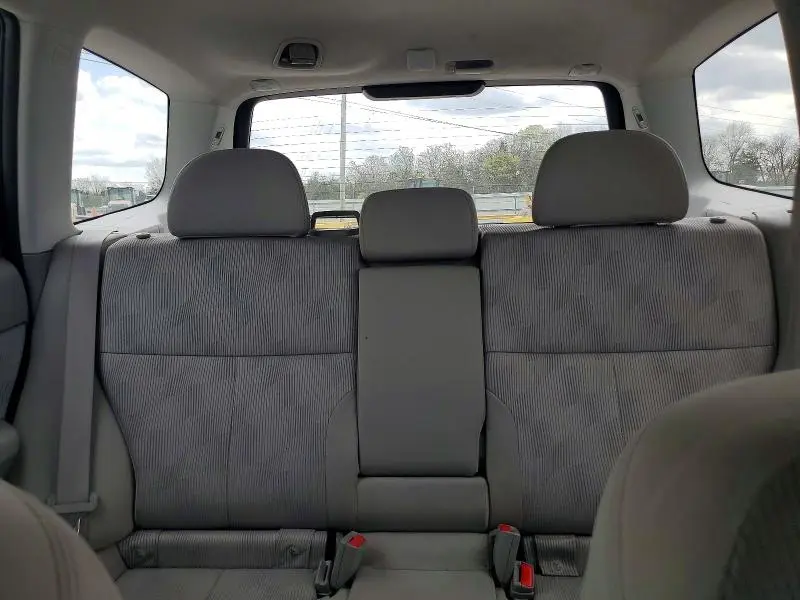 2010 SUBARU FORESTER XS  