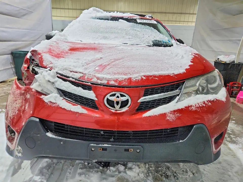 2015 TOYOTA RAV4 LE  