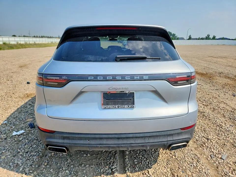 2019 PORSCHE CAYENNE   