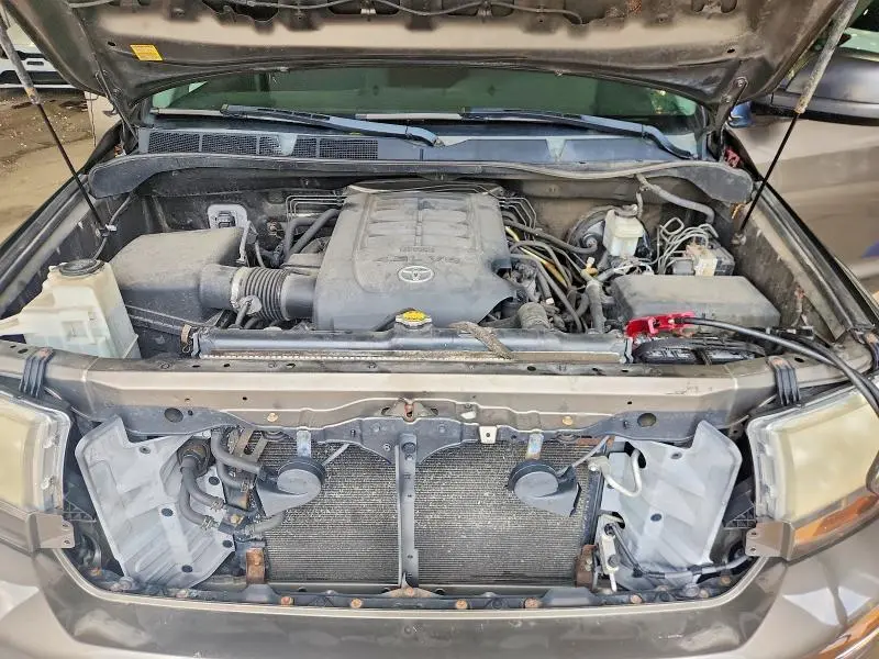 2011 TOYOTA TUNDRA DOUBLE CAB SR5  
