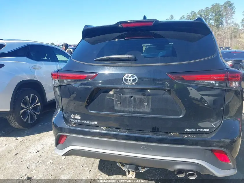 2024 TOYOTA HIGHLANDER XSE