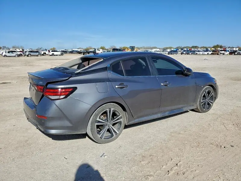 2021 NISSAN SENTRA SR  