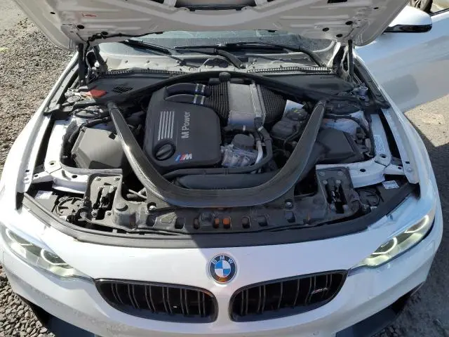 2015 BMW M4 