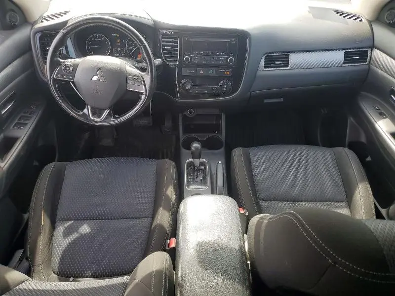 2016 MITSUBISHI OUTLANDER SE  