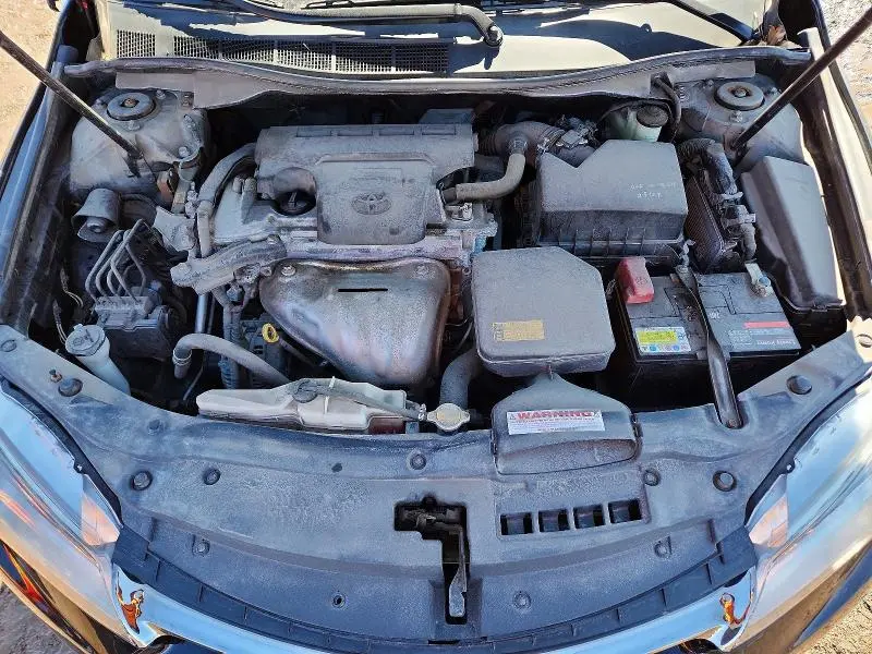 2015 TOYOTA CAMRY SE  