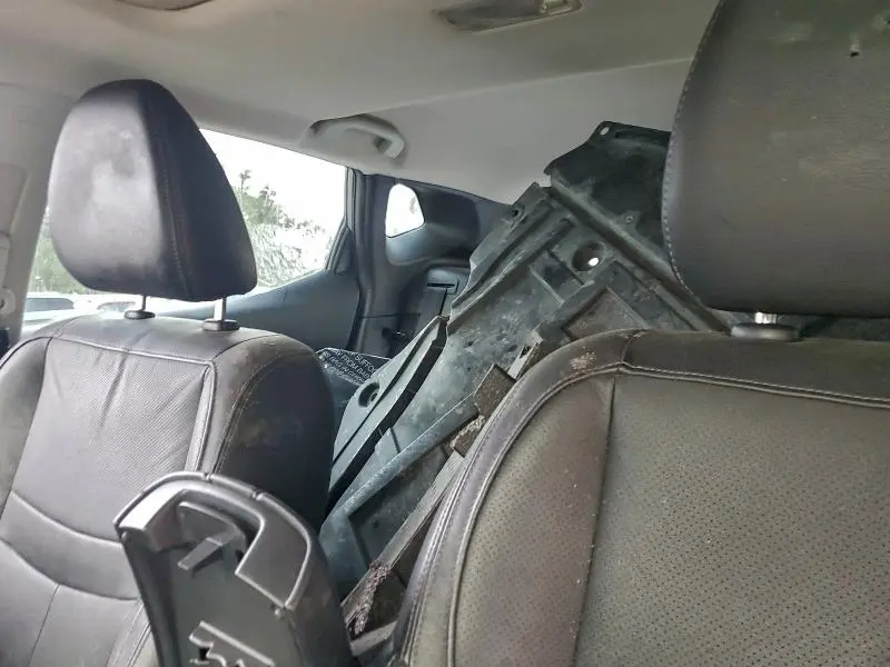 2017 NISSAN ROGUE SPORT S  