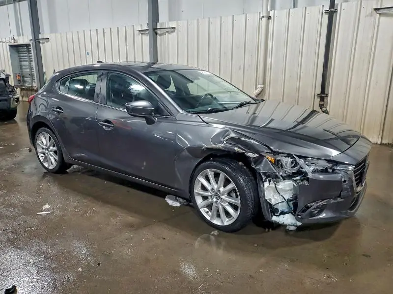 2017 MAZDA 3 GRAND TOURING  