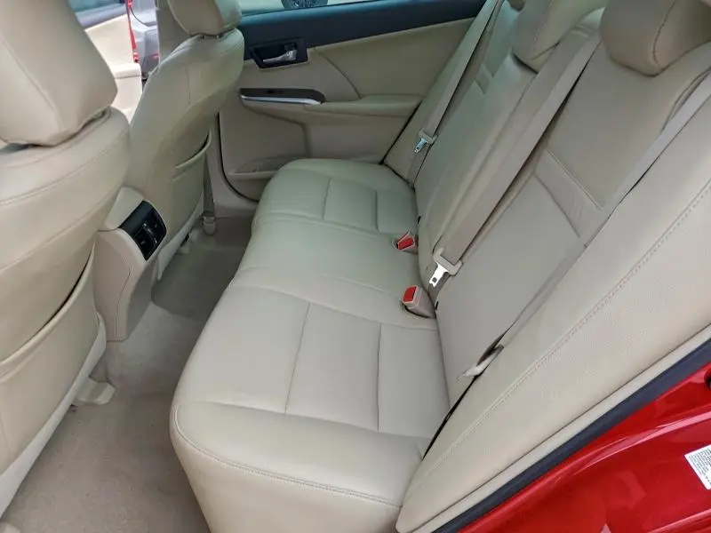 2012 TOYOTA CAMRY XLE  
