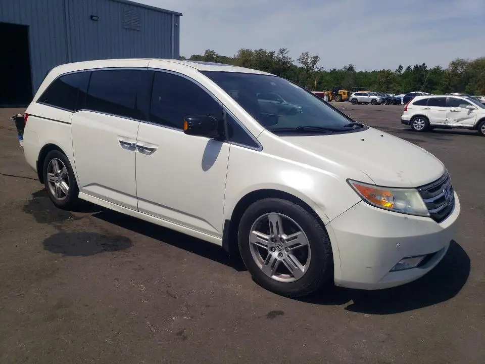 2013 HONDA ODYSSEY TOURING  