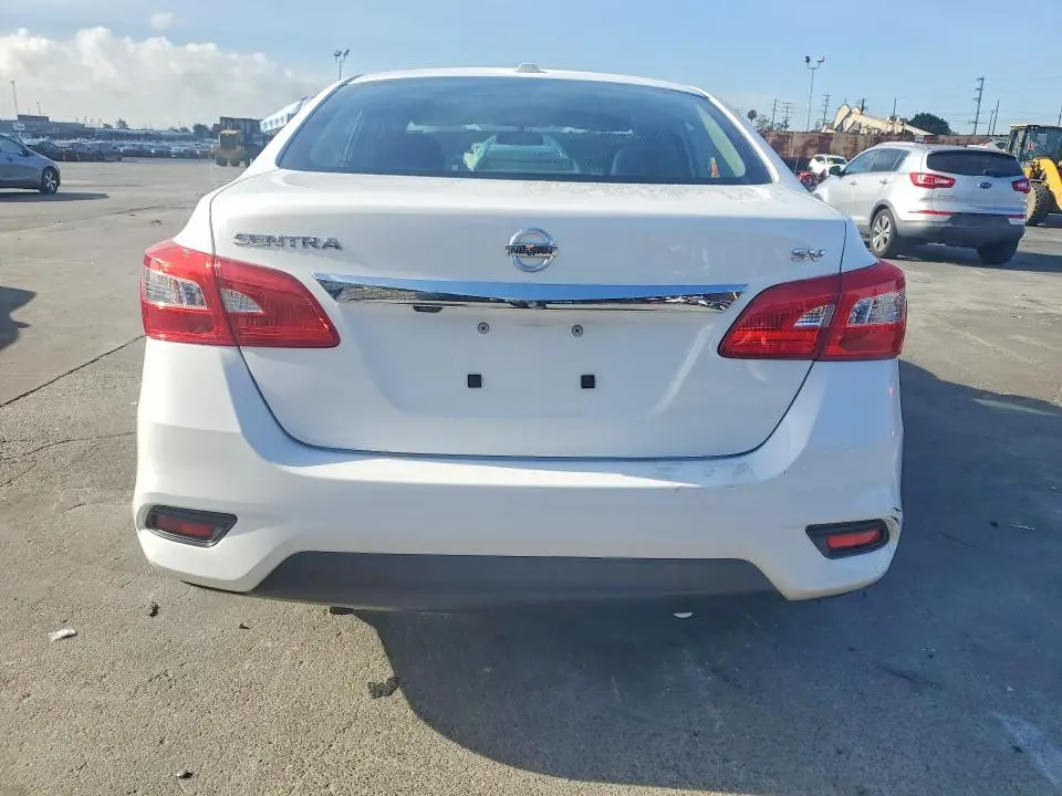 2016 NISSAN SENTRA SV  