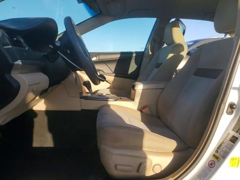 2012 TOYOTA CAMRY LE  