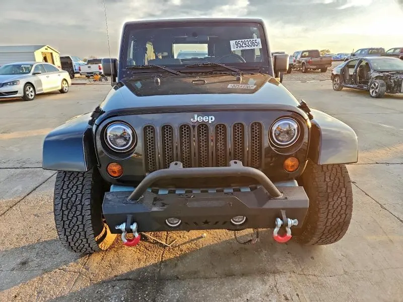 2010 JEEP WRANGLER UNLIMITED SAHARA  
