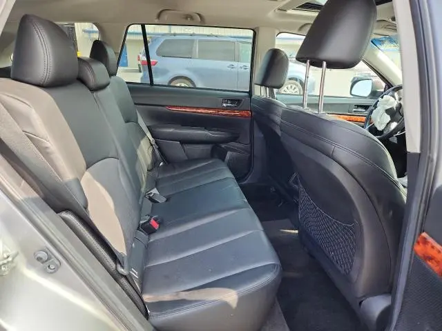 2011 SUBARU OUTBACK 2.5I LIMITED  