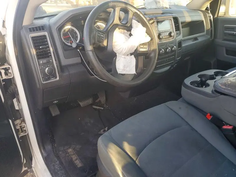 2014 RAM 1500 ST  