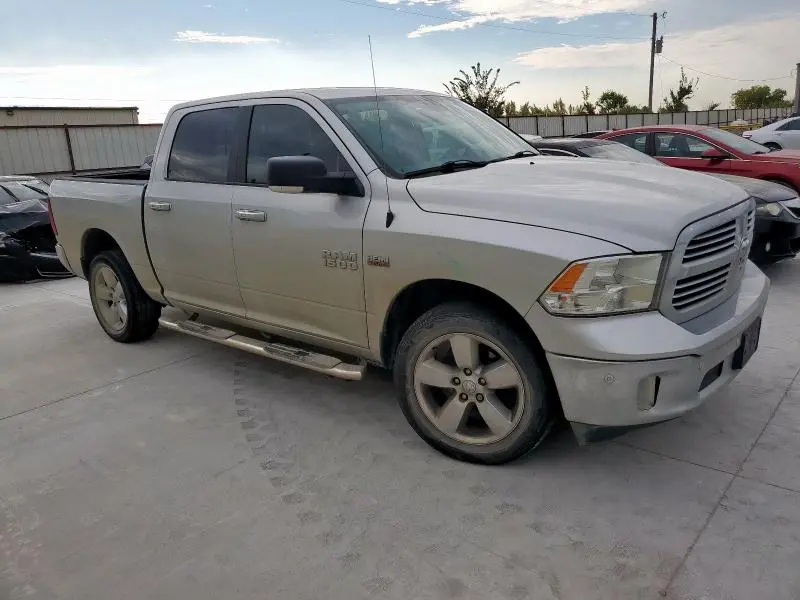 2017 RAM 1500 SLT
