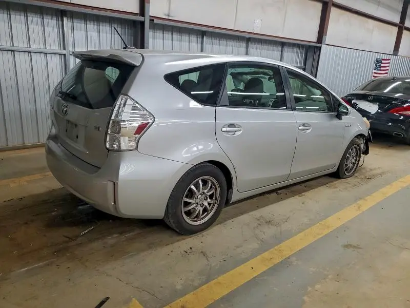 2012 TOYOTA PRIUS V   