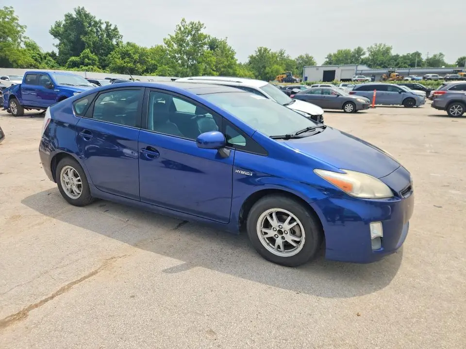 2010 TOYOTA PRIUS IV  