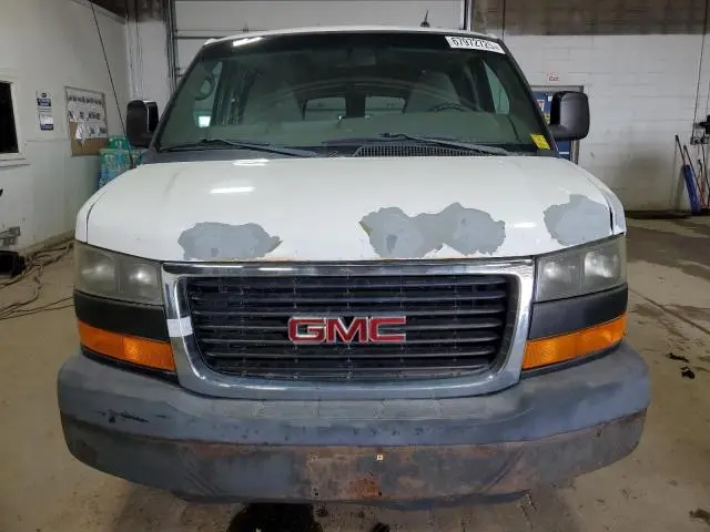 2011 GMC SAVANA G1500 LT  