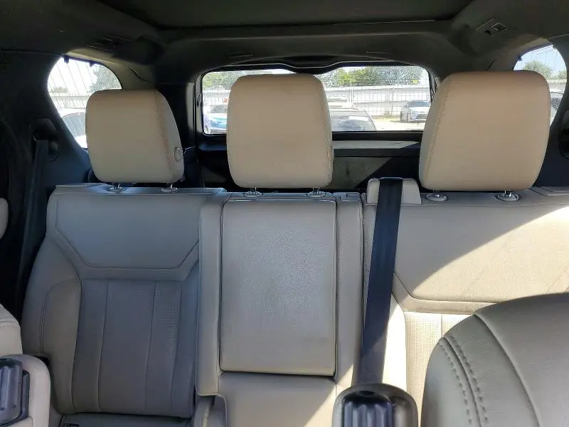 2020 LAND ROVER DISCOVERY SE  