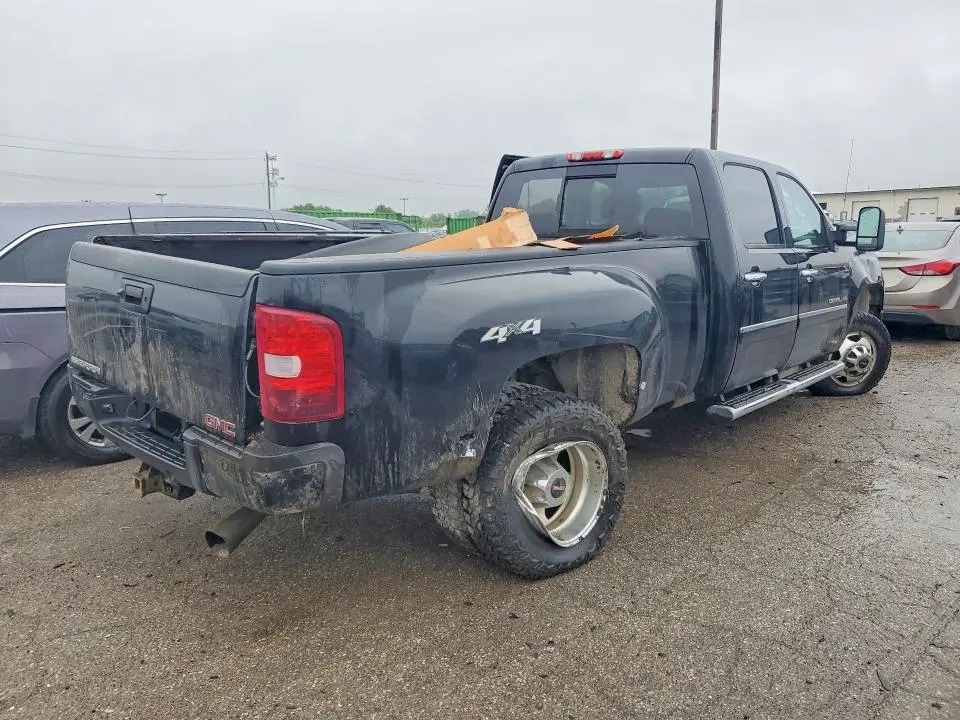2013 GMC SIERRA K3500 DENALI  