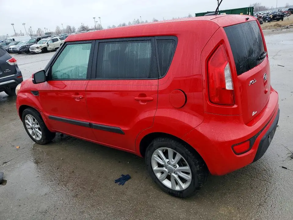 2013 KIA SOUL +  