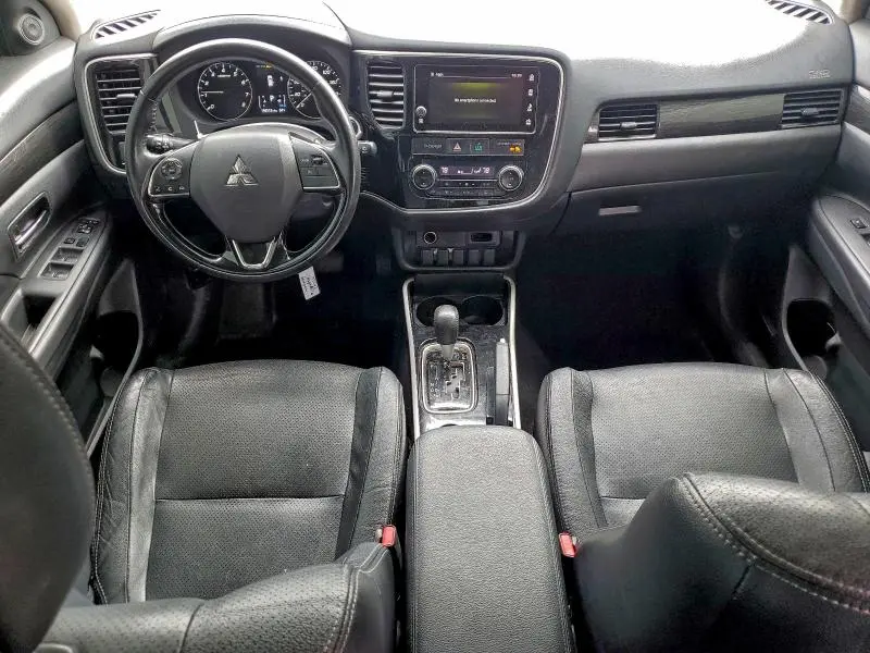 2017 MITSUBISHI OUTLANDER SE  