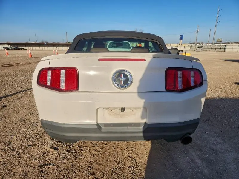 2010 FORD MUSTANG   