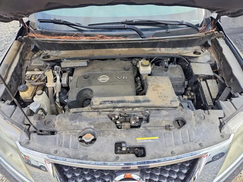 2016 NISSAN PATHFINDER SV  