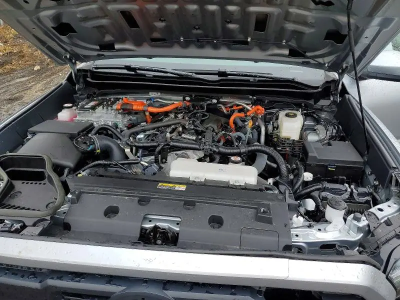 2024 TOYOTA TACOMA TRD SPORT HV  